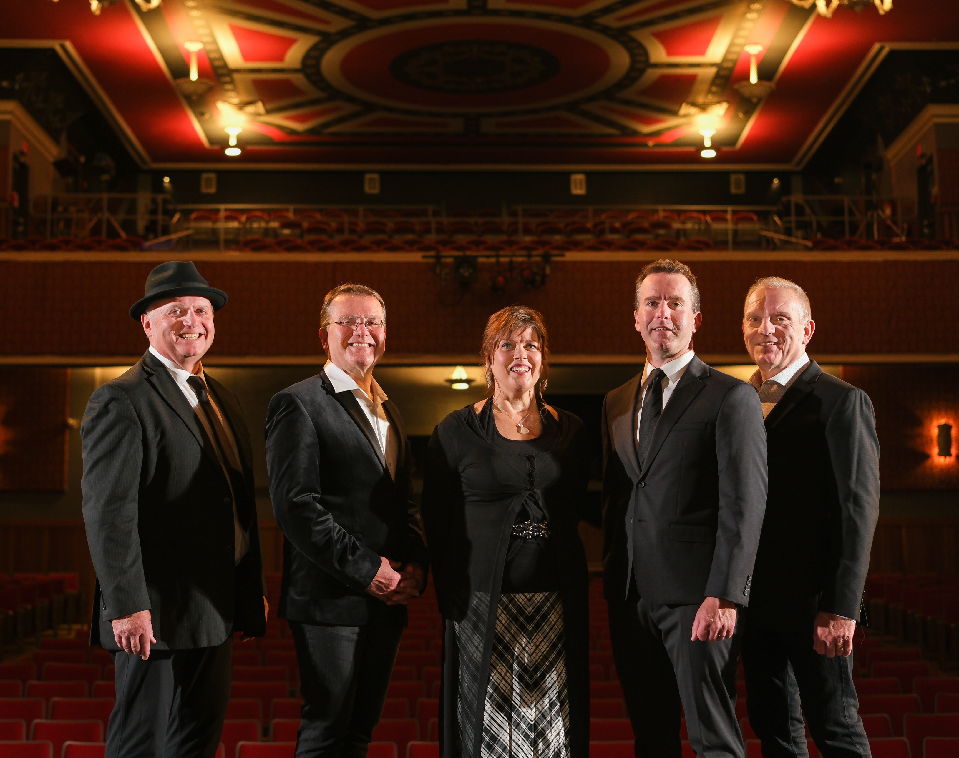 2026-BarraMacNeils-LivingthedreamMV(Savoyphotos)-18-EDIT